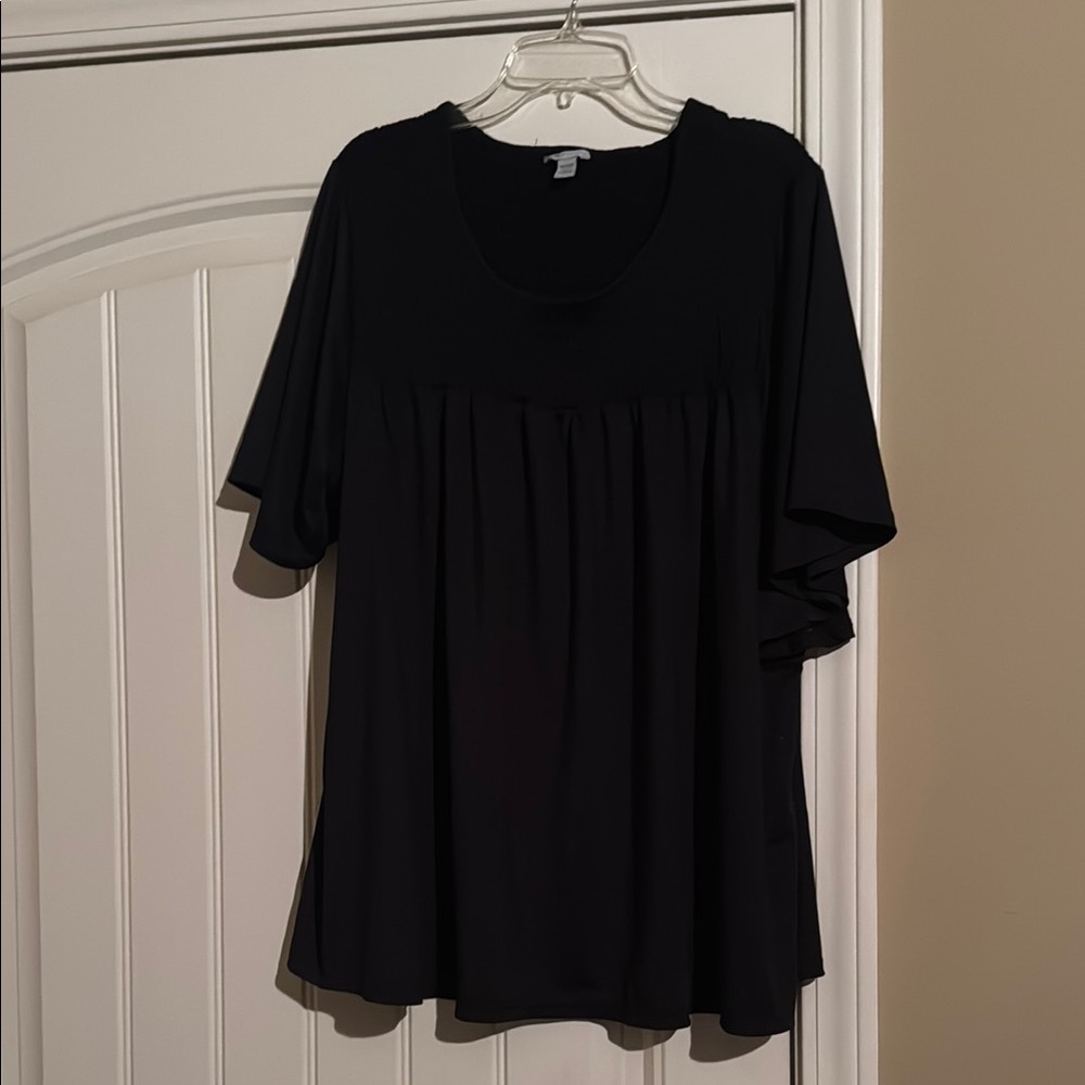 Black Relaxed Boxy Short Sleeve Blouse